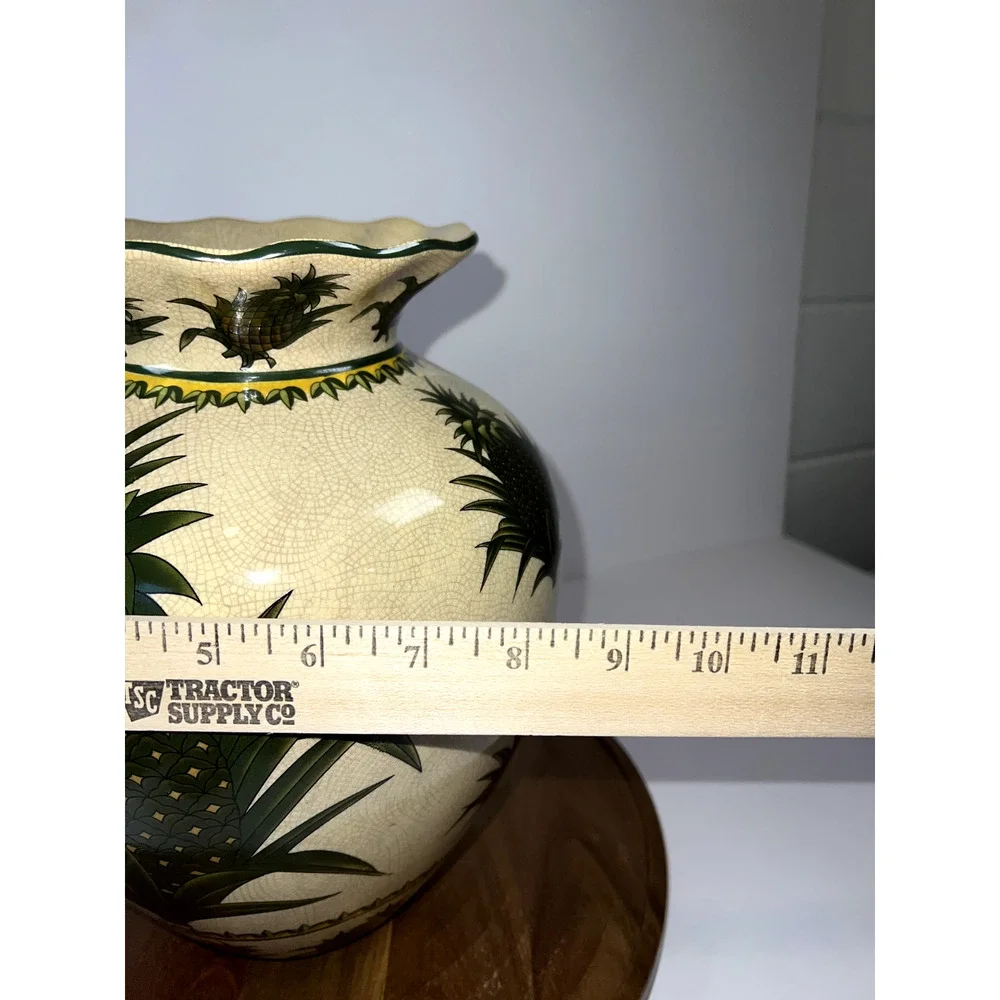 Pineapple Motiff 11x8